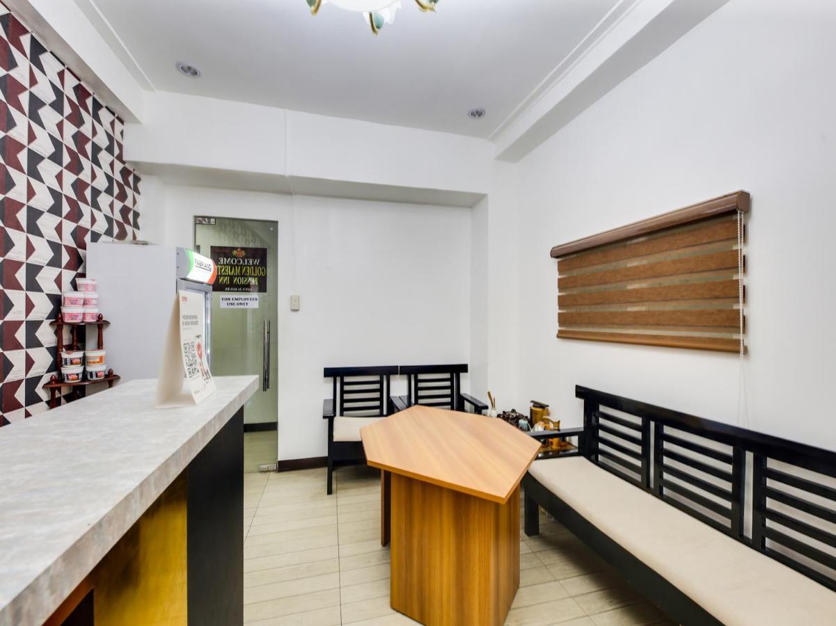 Oyo 895 Golden Majestic Pension Inn Манила Экстерьер фото